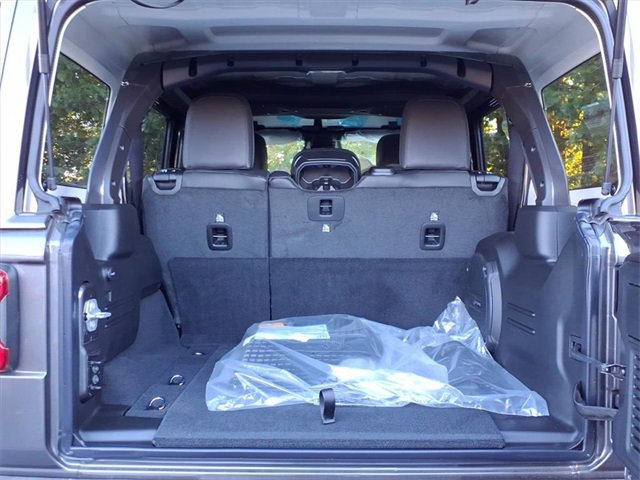 New 2026 Jeep Wrangler Sahara image 10