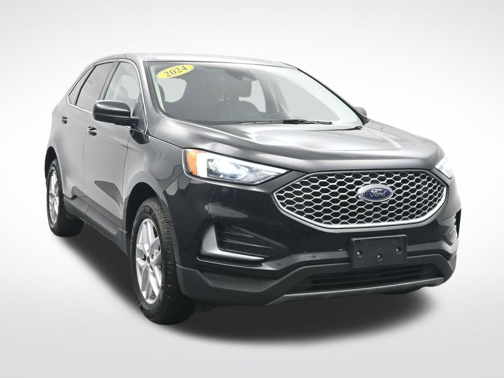 Used 2024 Ford Edge SEL image 3