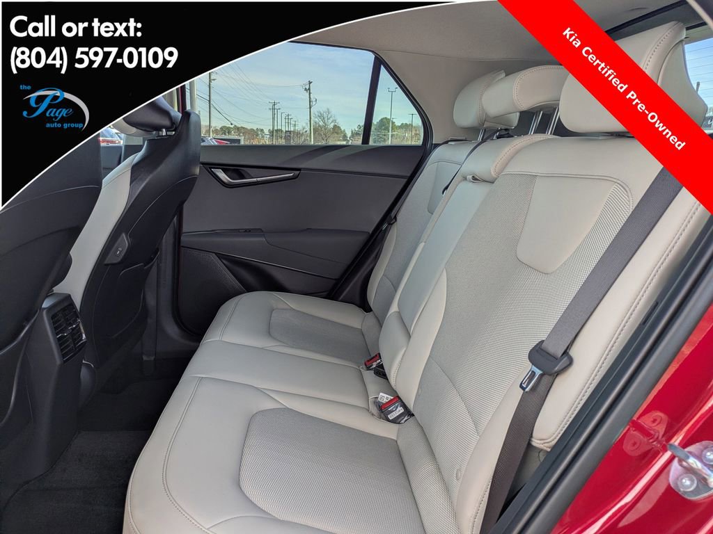 Used 2025 Kia Niro EX image 14