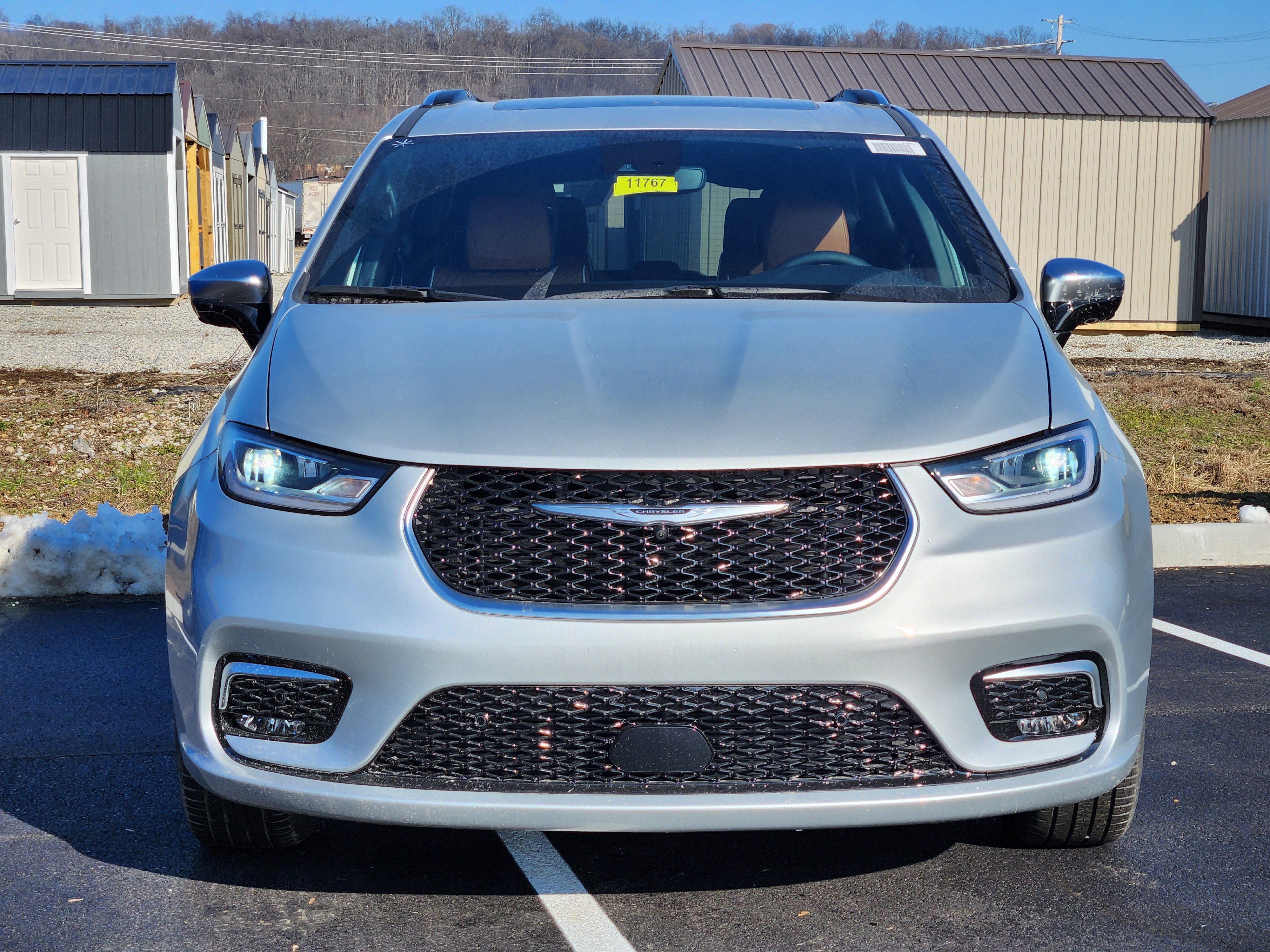 New 2026 Chrysler Pacifica Pinnacle image 15