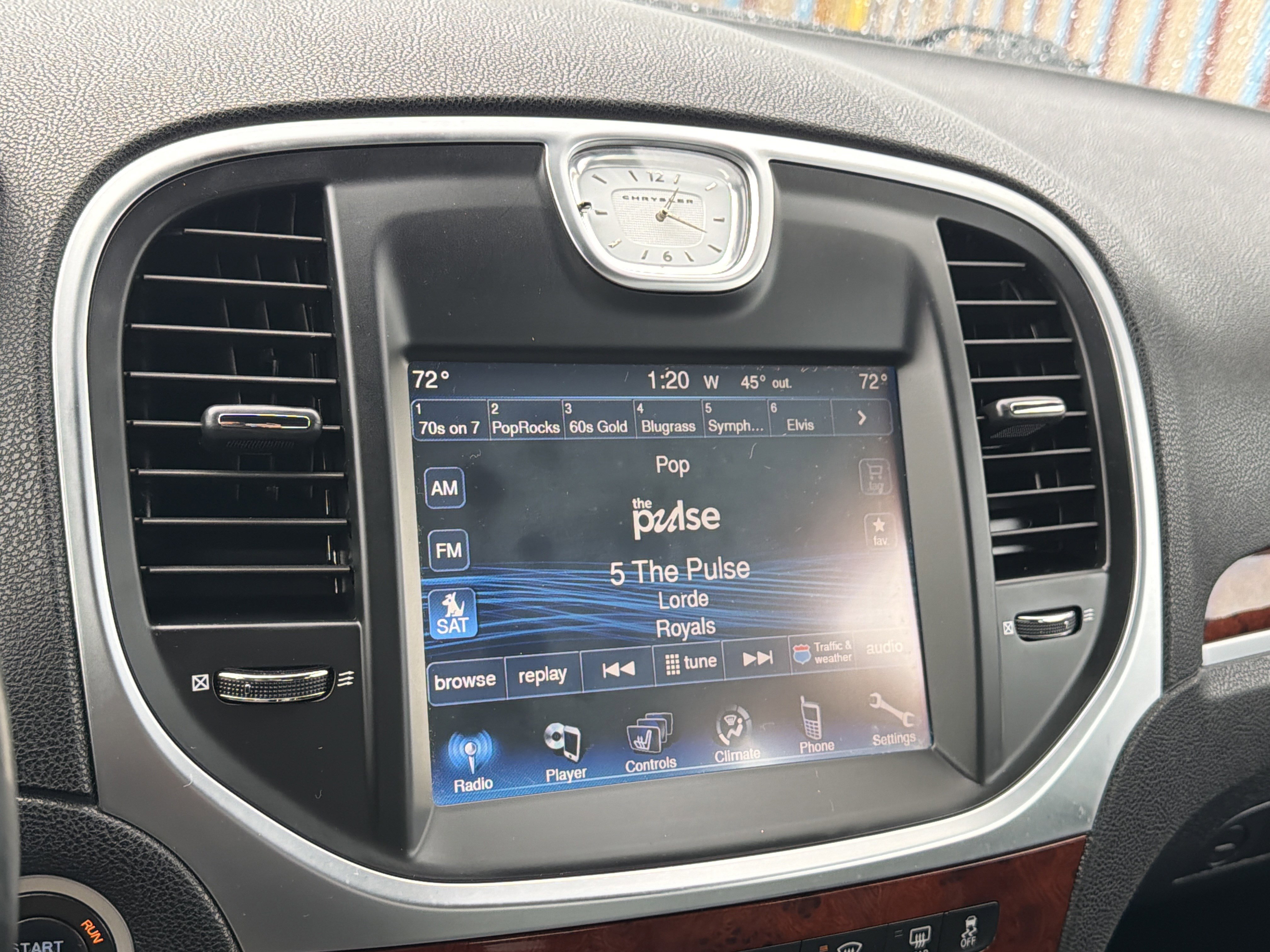 Used 2013 Chrysler 300 image 21