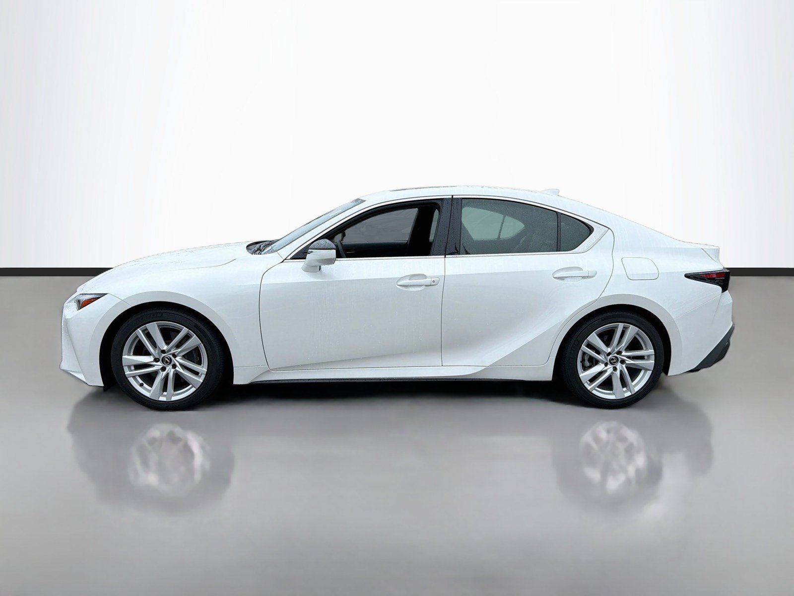 Used 2024 Lexus IS 300 w/ Comfort Package RWD image 8