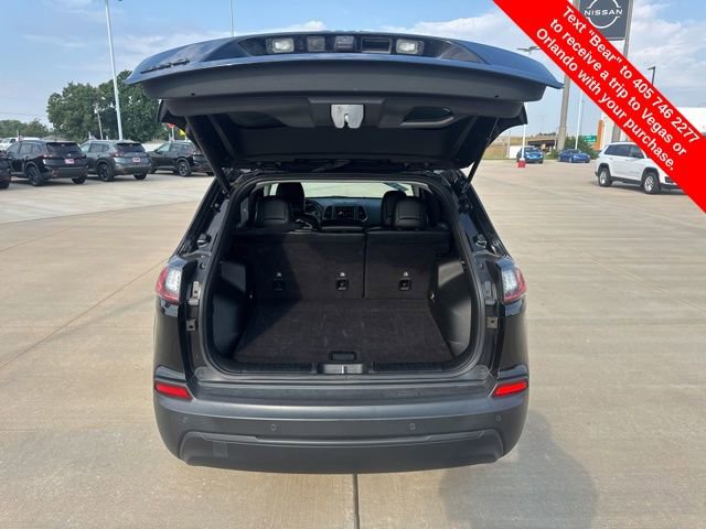 Used 2023 Jeep Cherokee Altitude Lux image 11