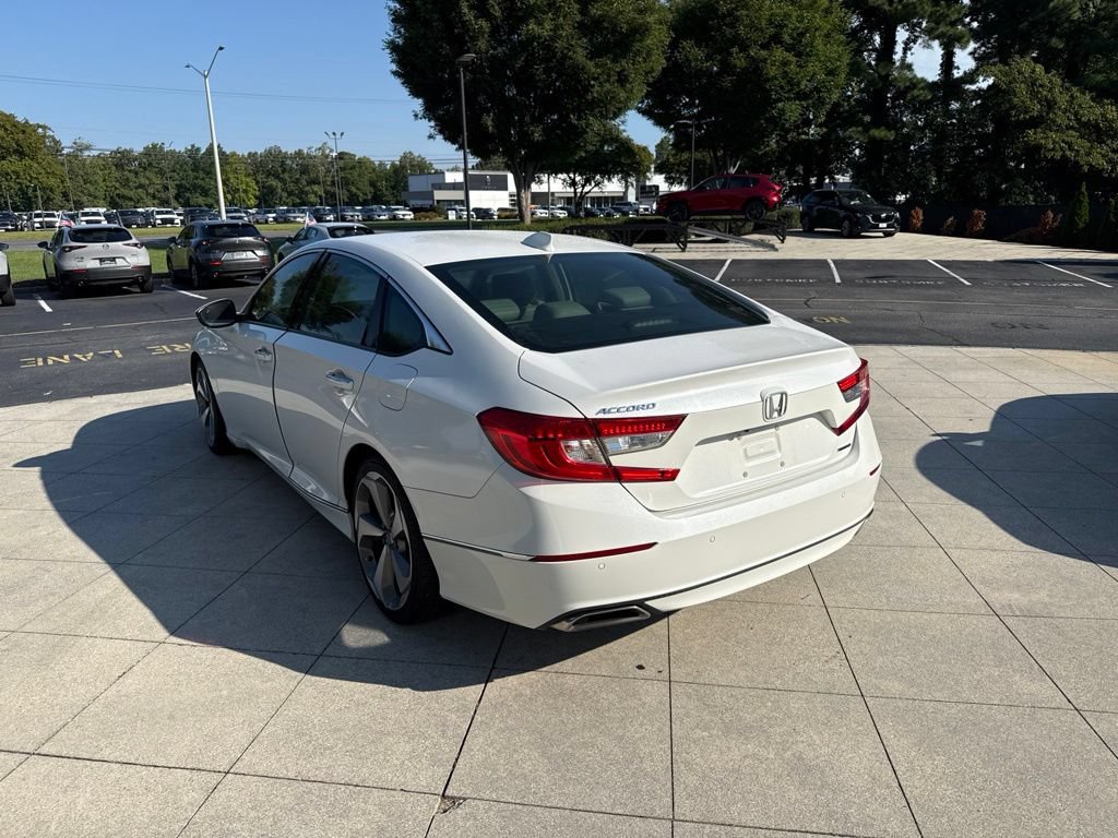 Used 2018 Honda Accord Touring image 7