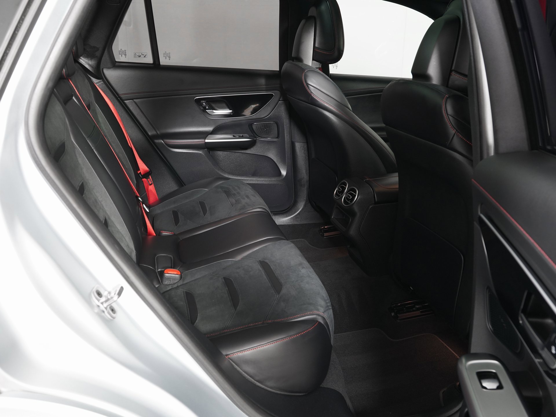 Used 2024 Mercedes-Benz GLC 43 AMG 4MATIC image 10