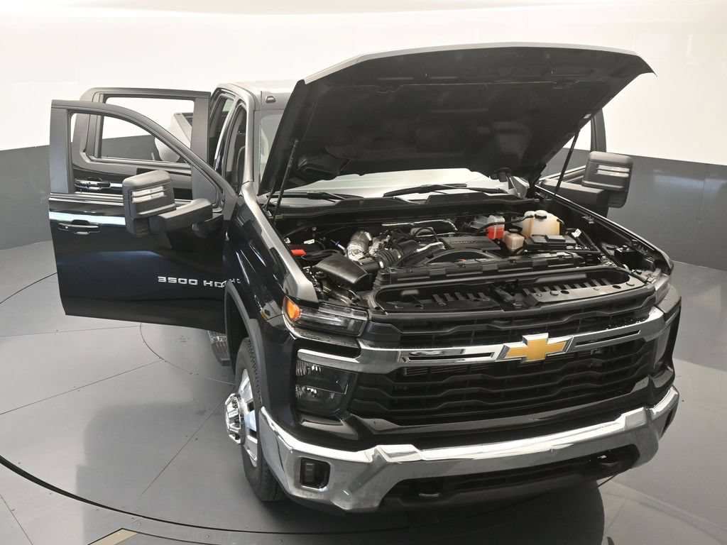 Used 2026 Chevrolet Silverado 3500 LT AWD/4WD image 71