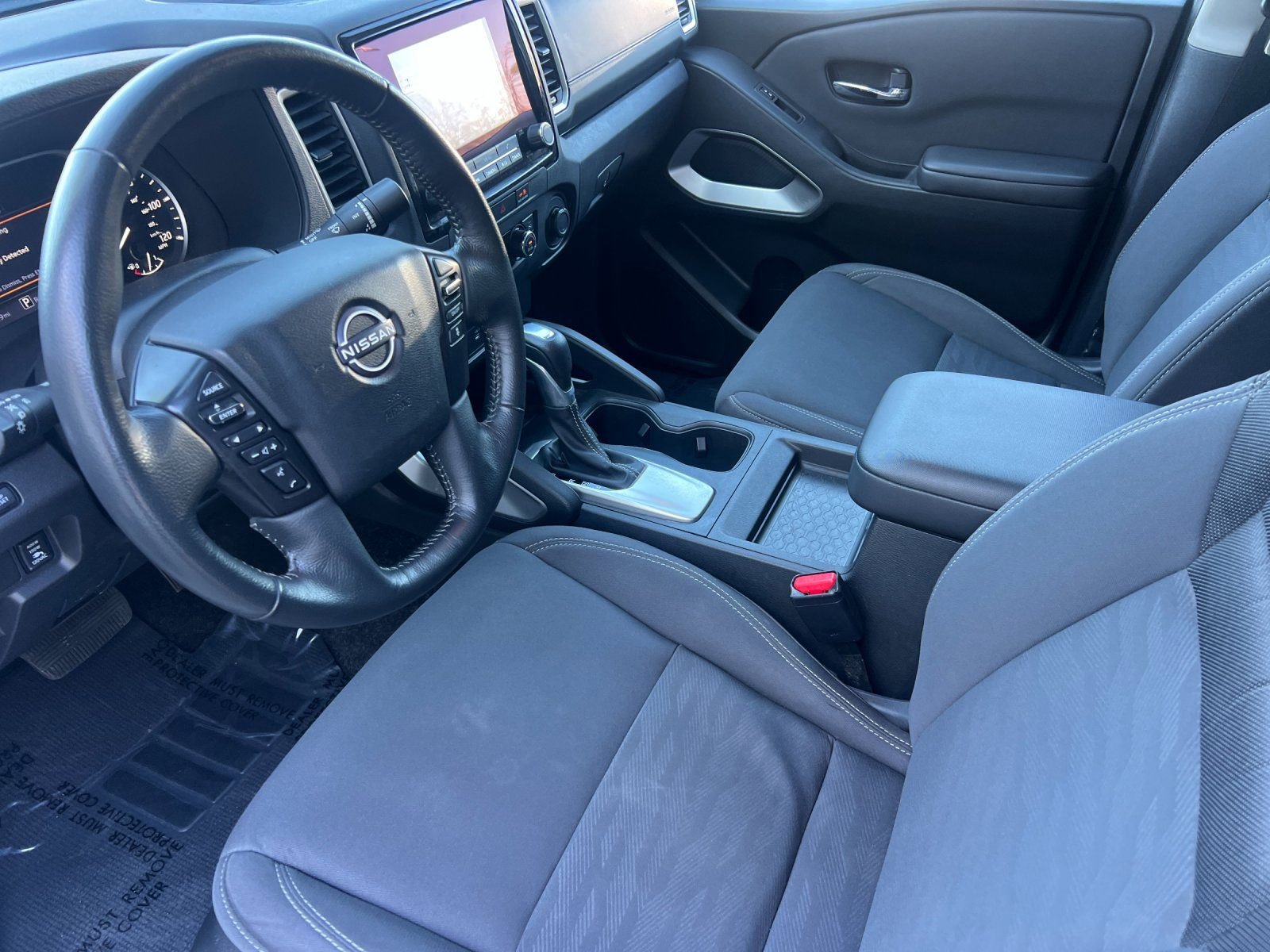 Used 2024 Nissan Frontier SV w/ SV Convenience Package image 10