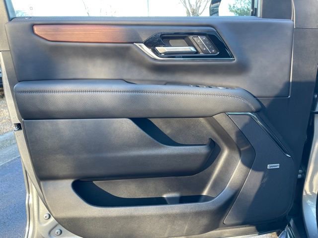 New 2026 GMC Yukon XL Denali w/ Advanced Technology Package image 17