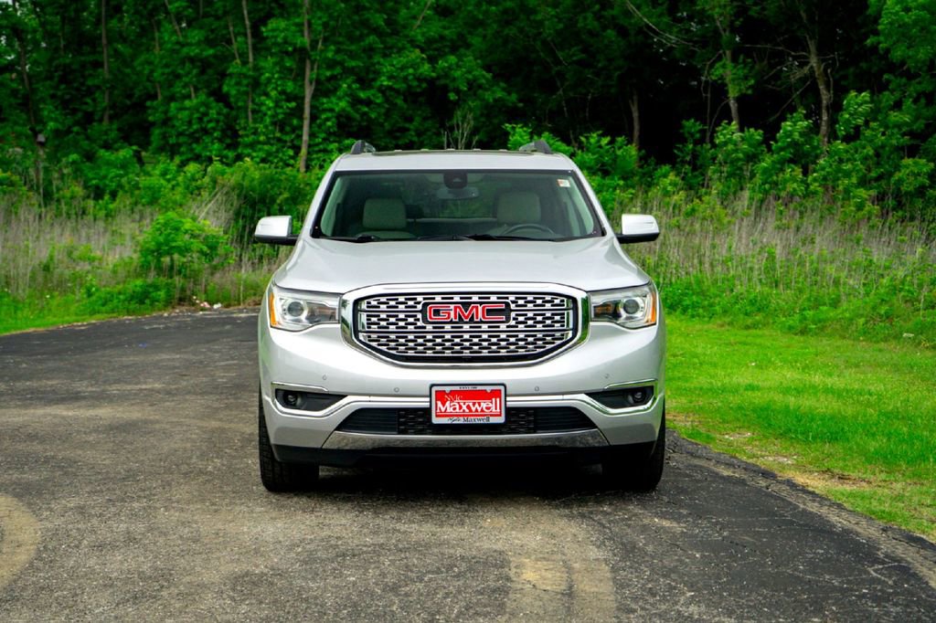 Used 2019 GMC Acadia Denali w/ Technology Package AWD/4WD image 4