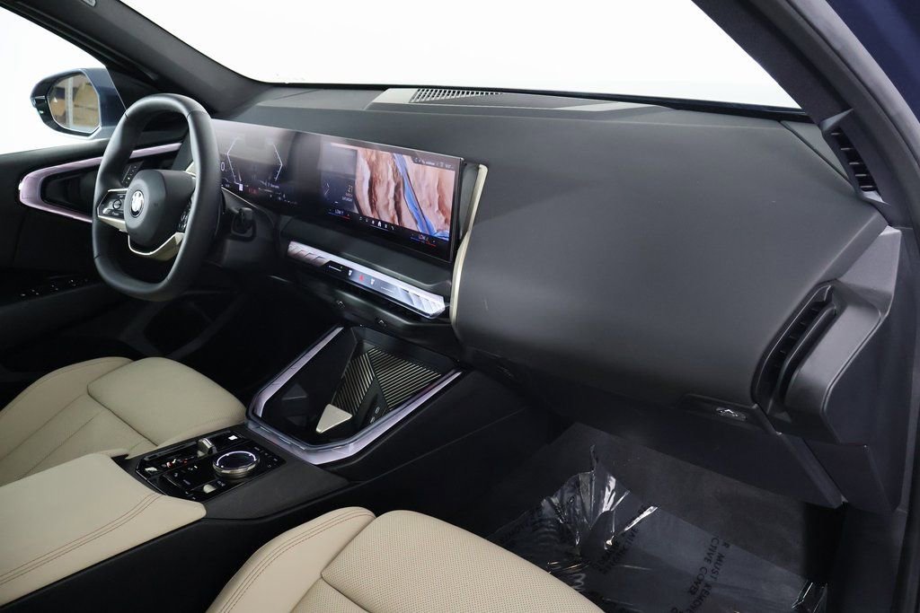 Used 2025 BMW X3 xDrive30i w/ Convenience Package image 9