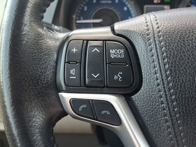 Used 2019 Toyota Sienna XLE w/ XLE Navigation Package AWD/4WD image 23