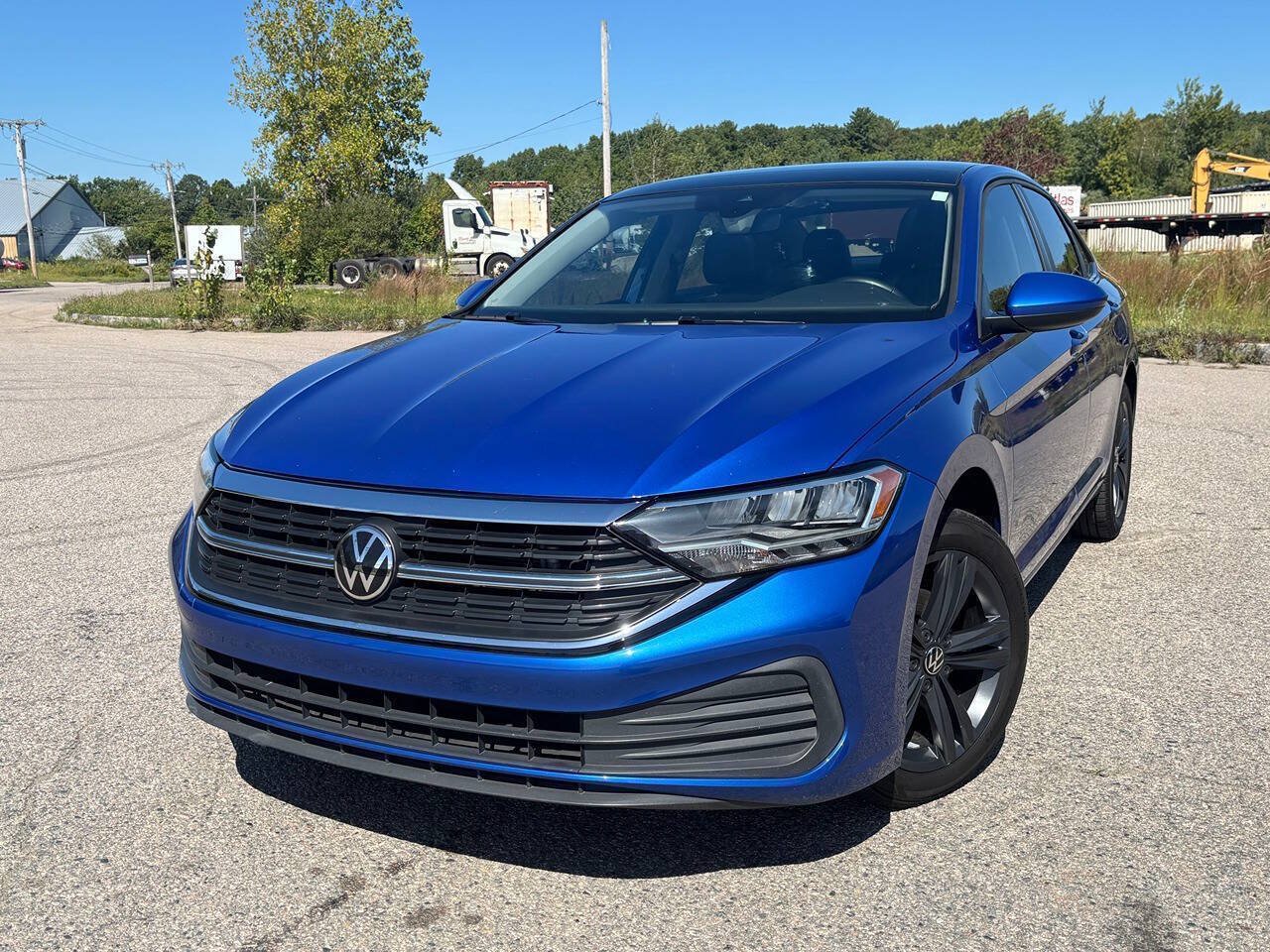 Used 2024 Volkswagen Jetta SE w/ Panoramic Sunroof Package FWD image 15