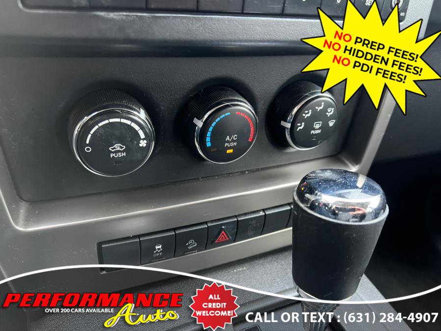 Used 2012 Jeep Liberty Sport AWD/4WD image 12