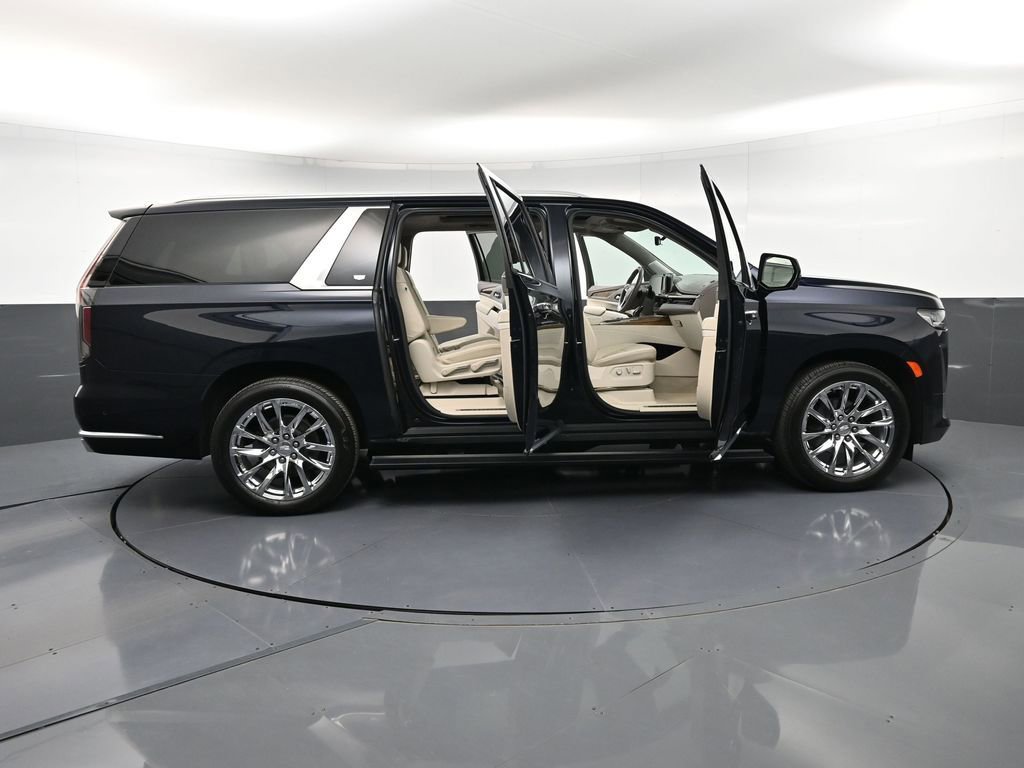 Used 2023 Cadillac Escalade ESV Premium Luxury Platinum w/ LPO, Radiant Package AWD/4WD image 41