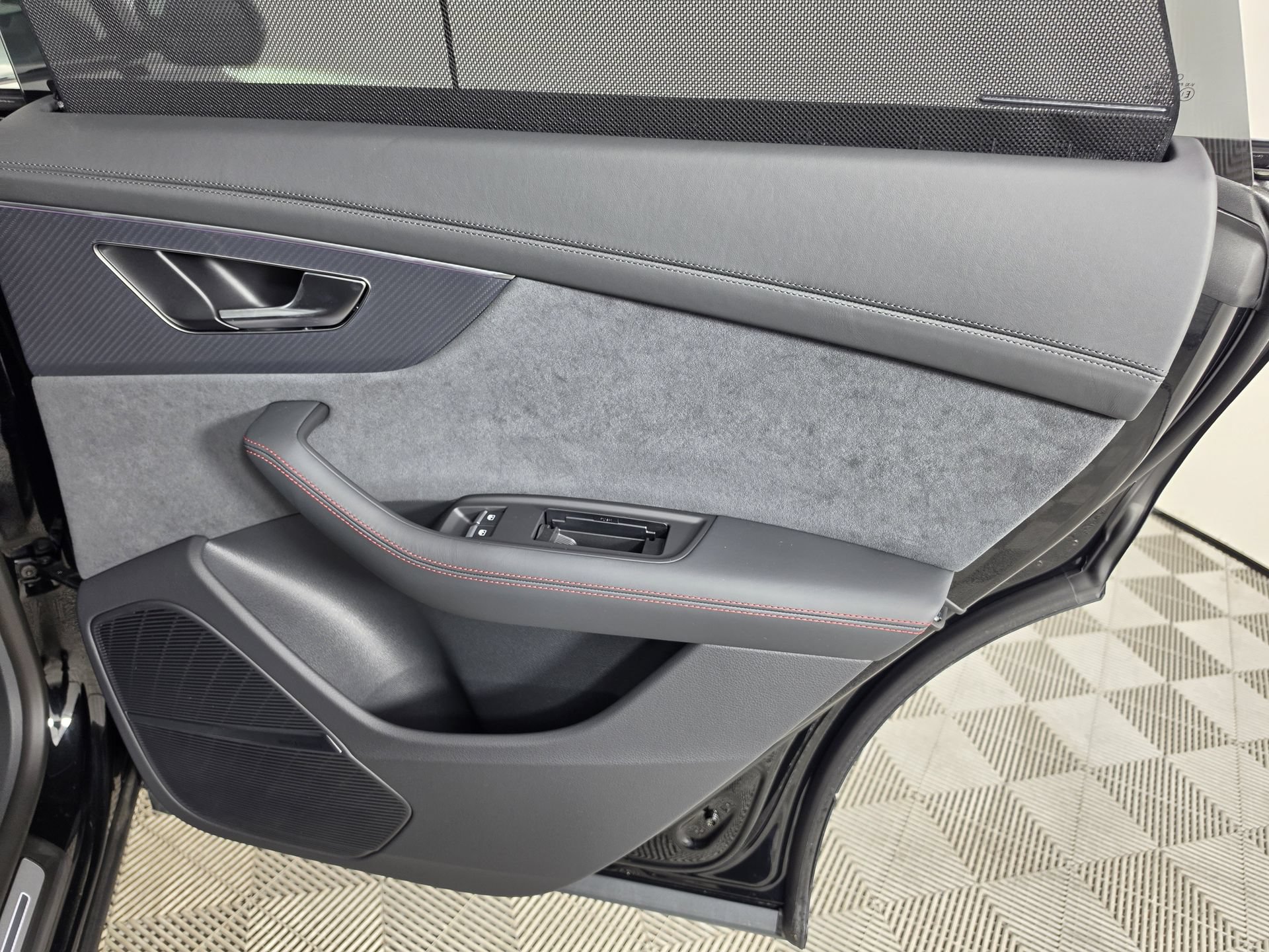 New 2026 Audi SQ8 Prestige AWD/4WD image 39