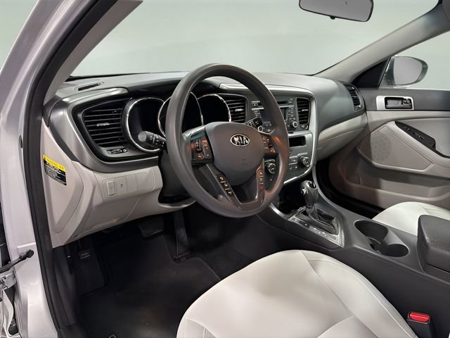 Used 2013 Kia Optima LX image 10