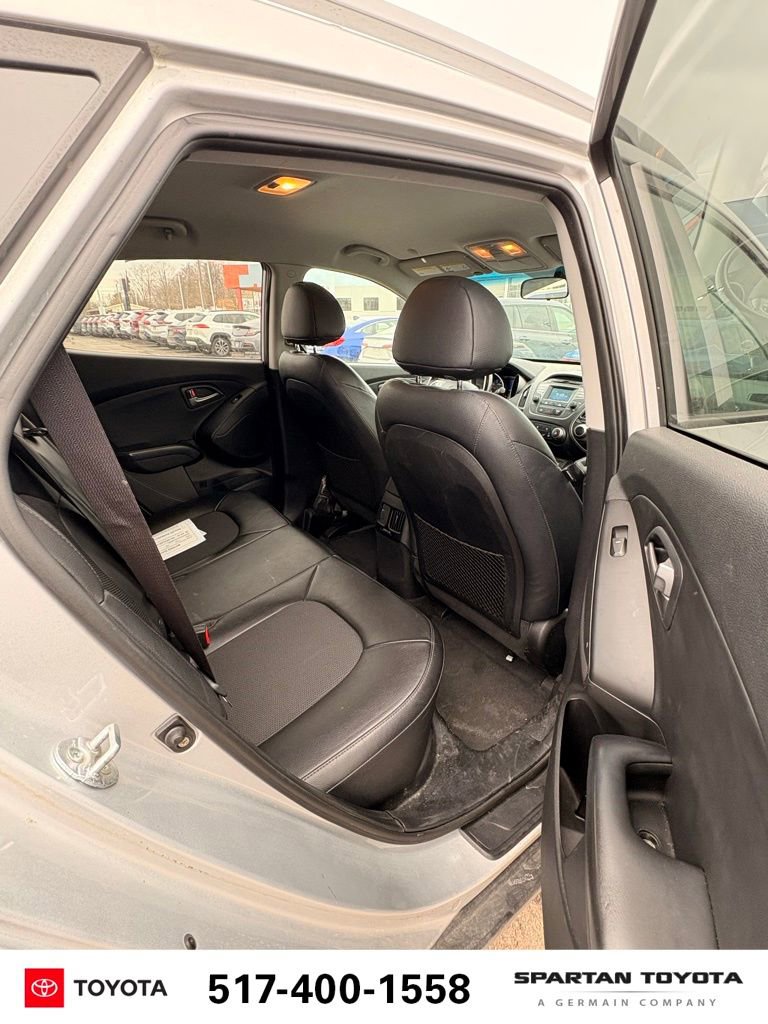 Used 2015 Hyundai Tucson SE image 14