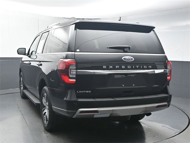 Used 2024 Ford Expedition Limited image 6