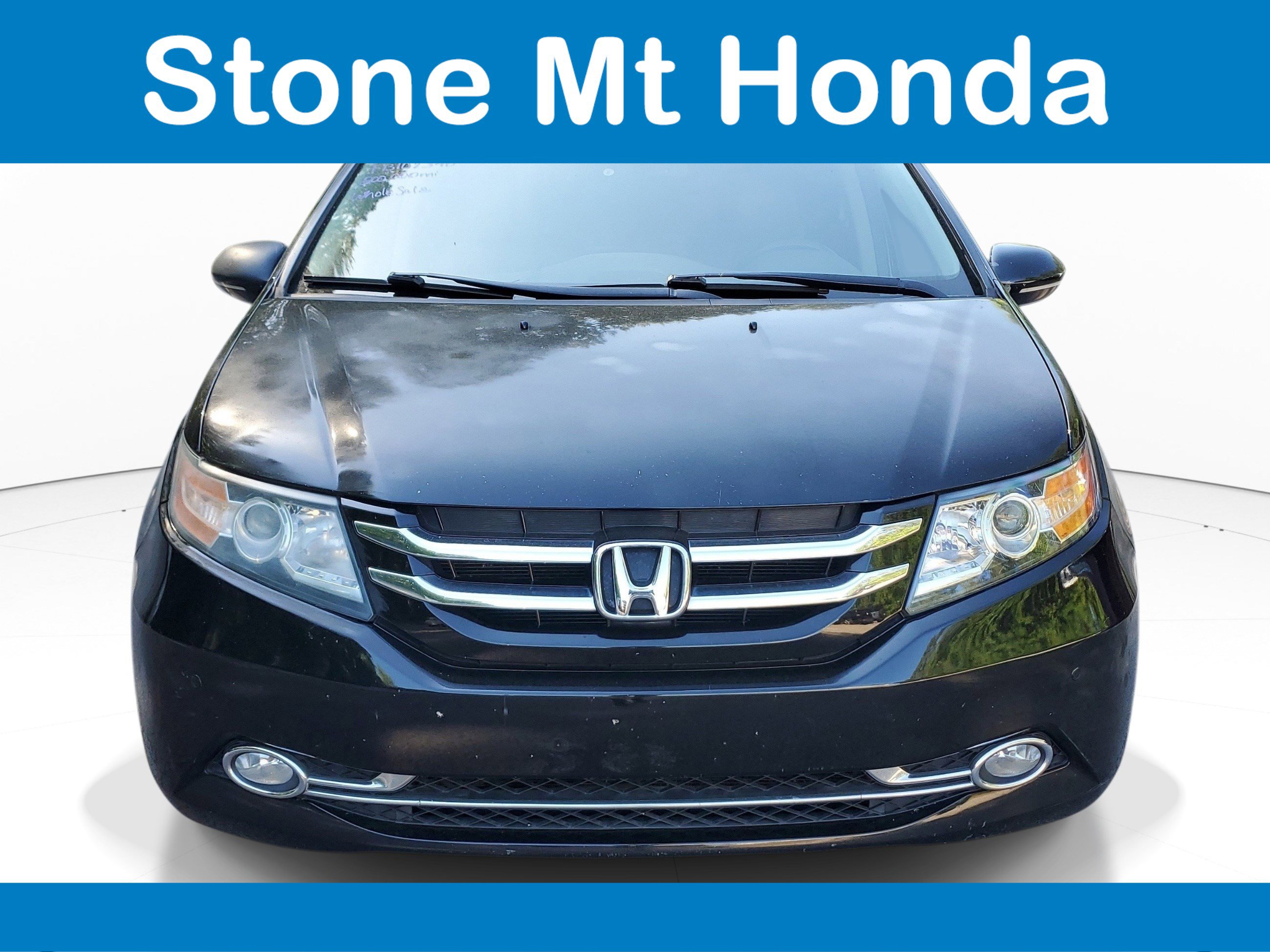 Used 2015 Honda Odyssey Touring Elite image 2