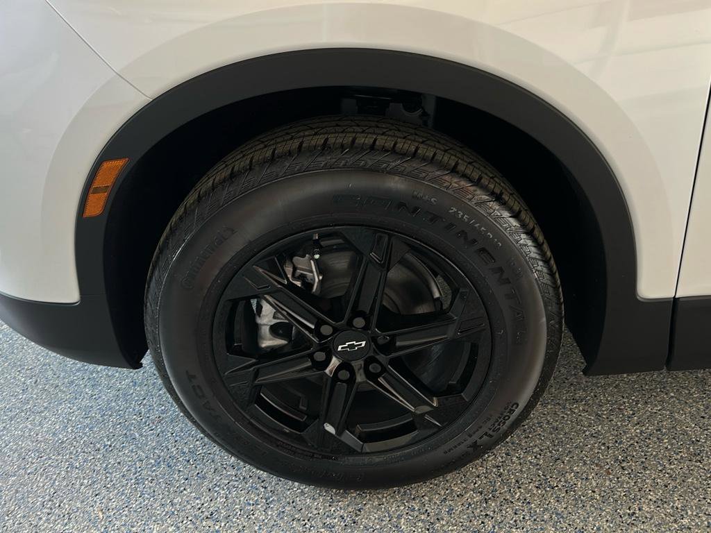 New 2025 Chevrolet Blazer LT w/ Midnight/Sport Edition image 39