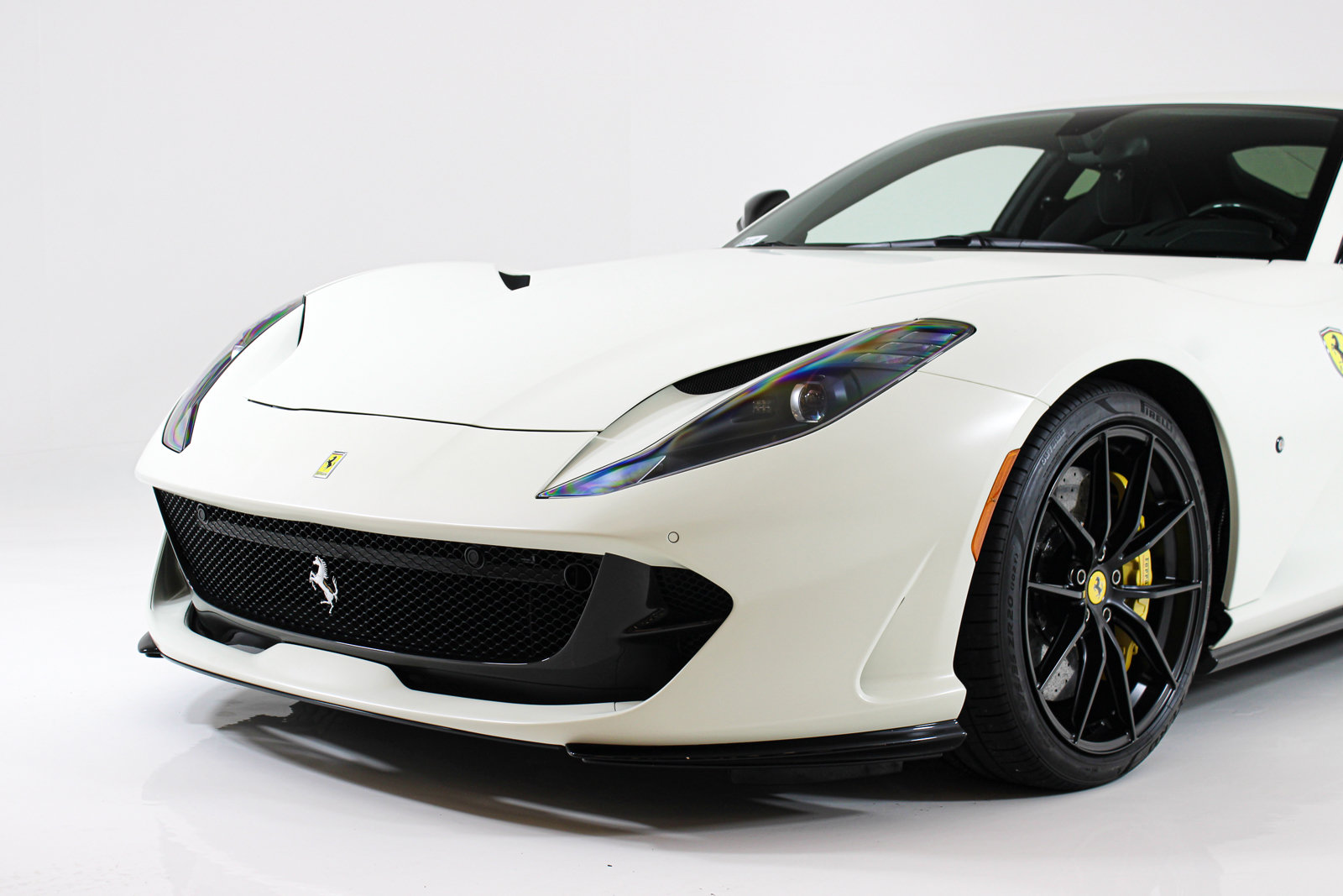 Used 2019 Ferrari 812 Superfast RWD image 14