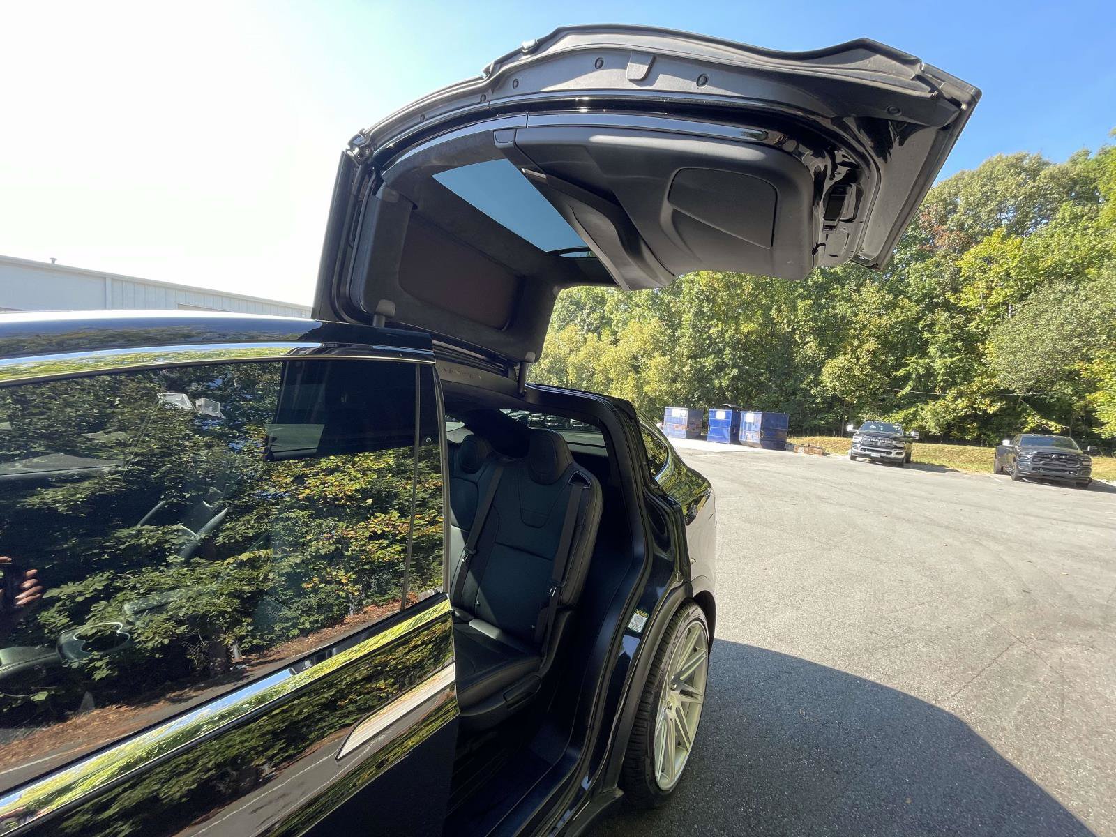 Used 2017 Tesla Model X 75D AWD/4WD image 13