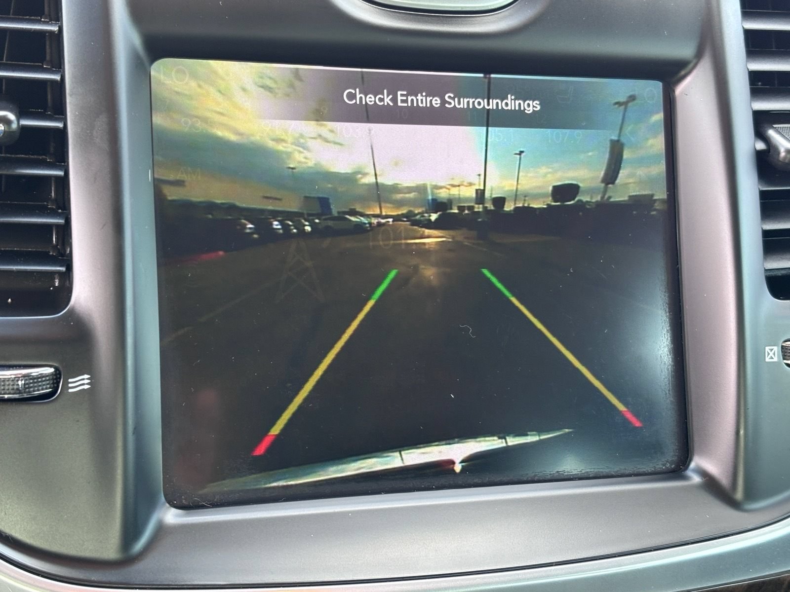 Used 2020 Chrysler 300 Limited RWD image 30