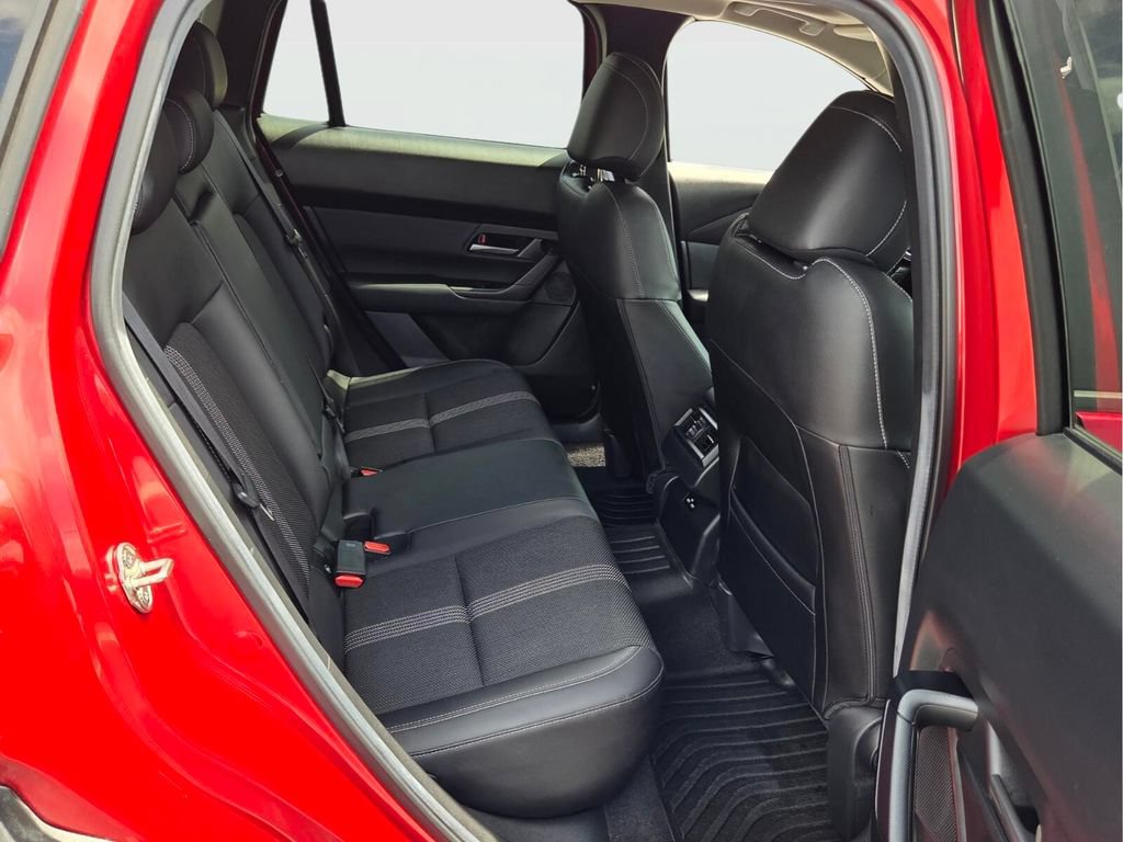 Used 2024 MAZDA CX-50 AWD 2.5 S w/ Premium Package image 16