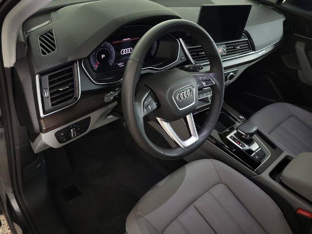 Used 2022 Audi Q5 2.0T Premium Plus w/ Premium Plus Package AWD/4WD image 18