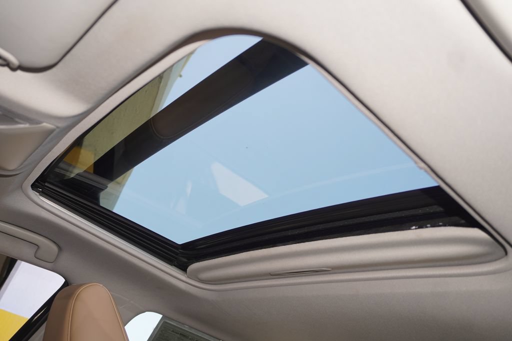 Certified 2020 Toyota RAV4 Limited AWD/4WD image 19