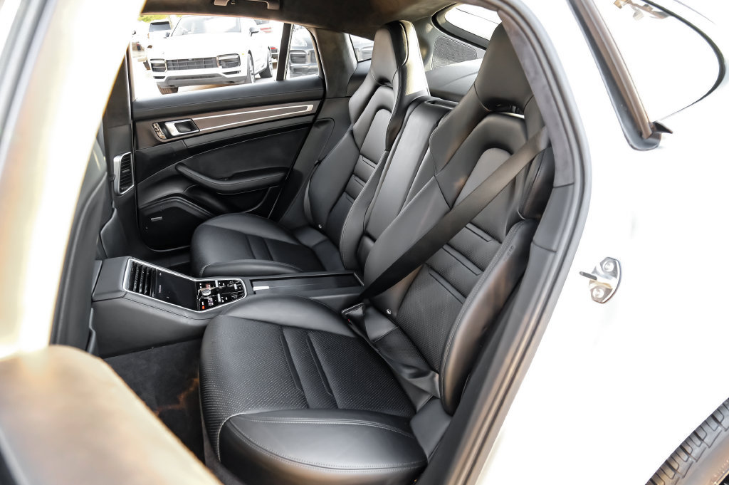 Used 2019 Porsche Panamera GTS AWD/4WD image 47