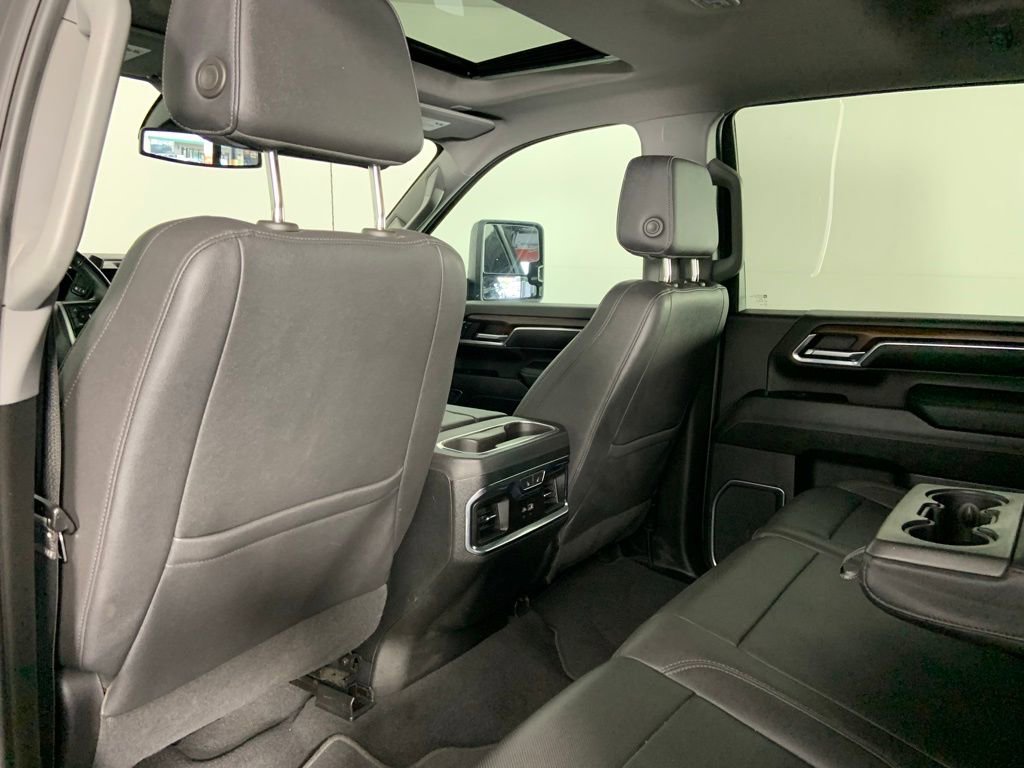 Used 2024 GMC Sierra 3500 SLT w/ SLT Convenience Package image 29