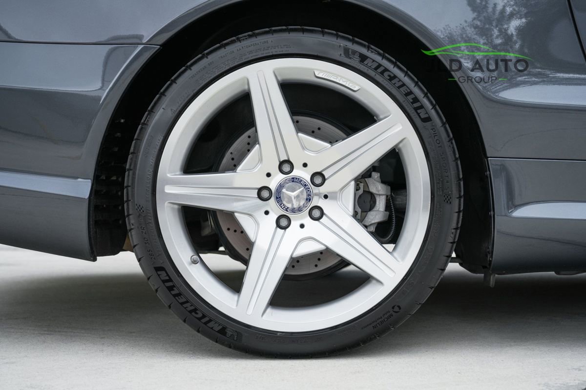 Used 2012 Mercedes-Benz SL 550 image 40