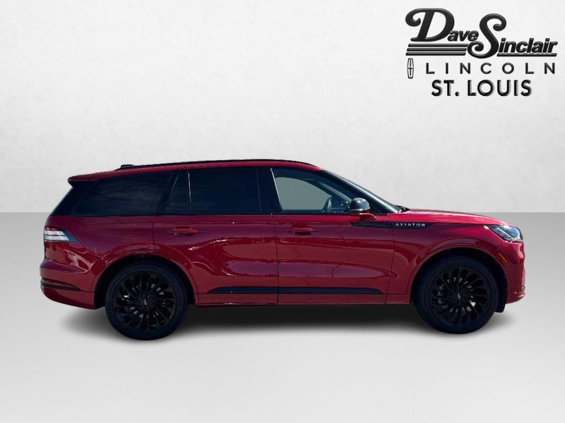 Used 2025 Lincoln Aviator Reserve w/ Equipment Group 201A AWD/4WD image 4