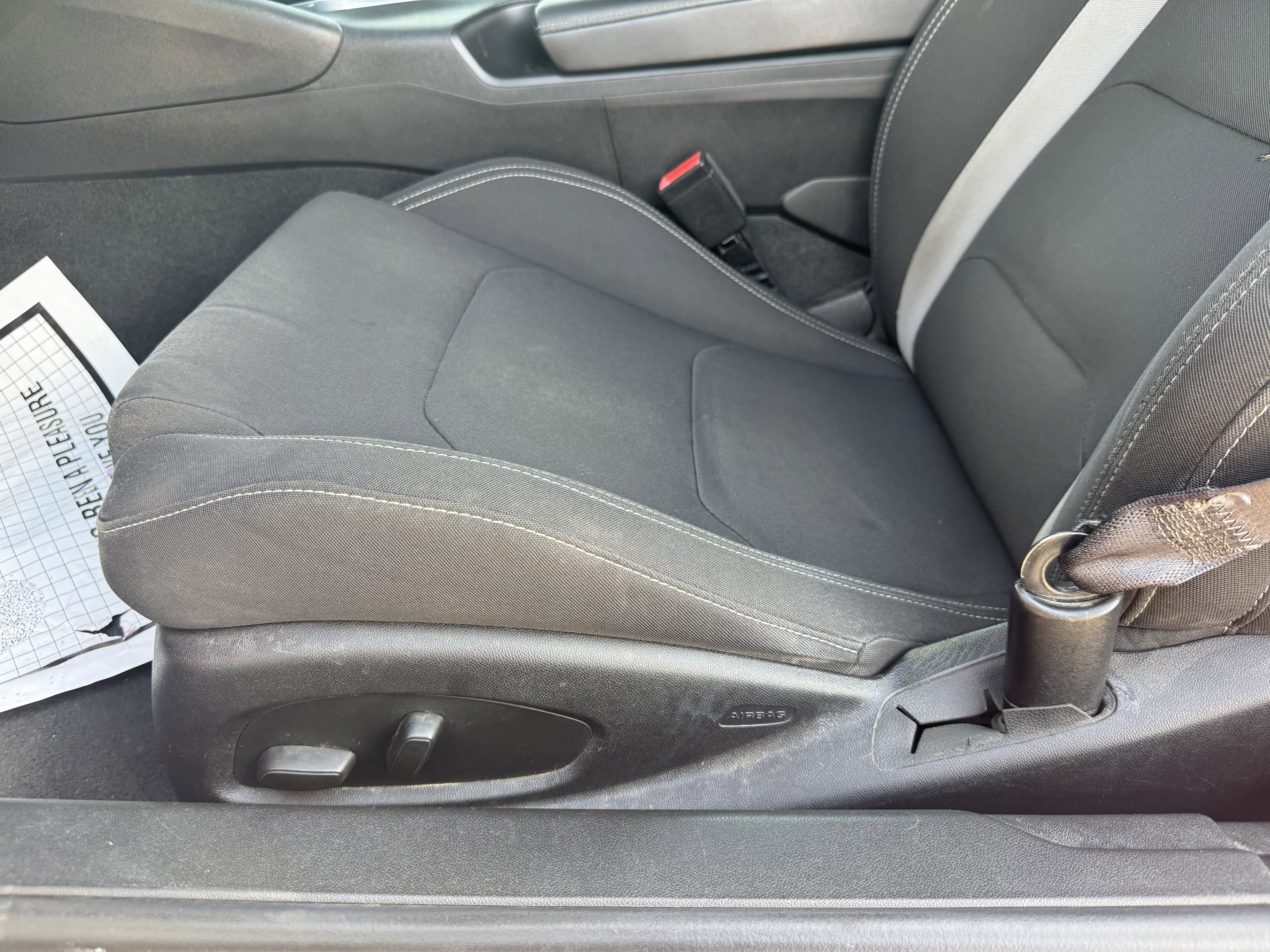 Used 2016 Chevrolet Camaro LT RWD image 8