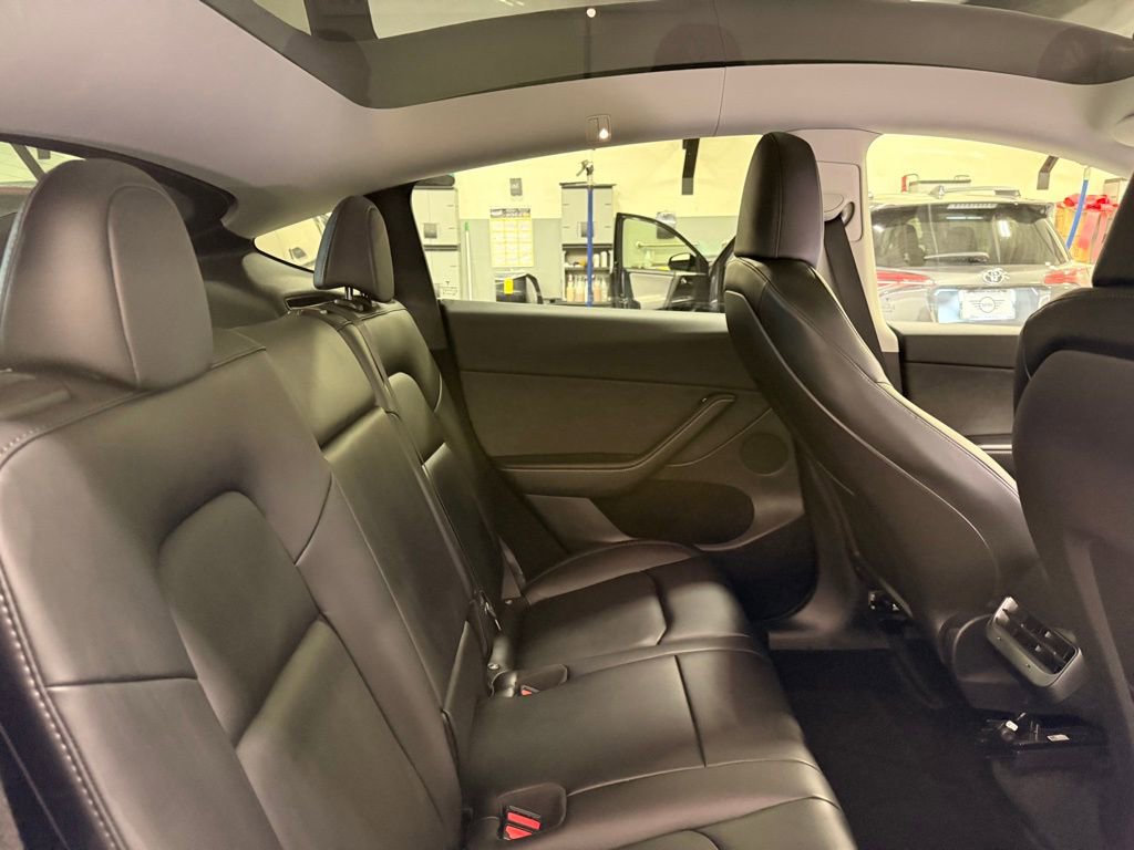 Used 2023 Tesla Model Y Long Range image 23
