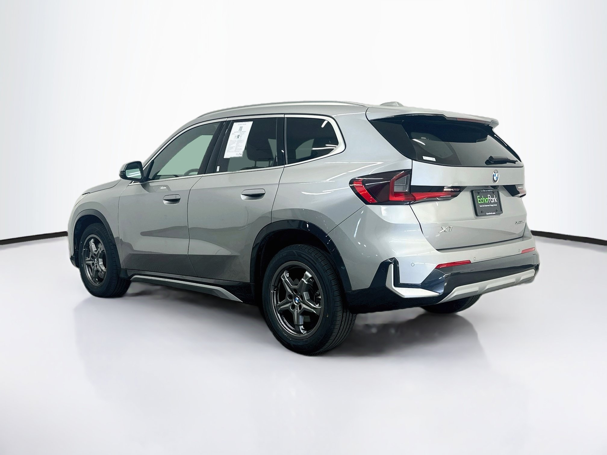 Used 2025 BMW X1 xDrive28i AWD/4WD image 5