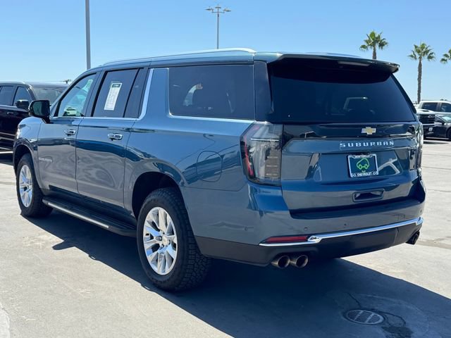 Certified 2025 Chevrolet Suburban Premier AWD/4WD image 3