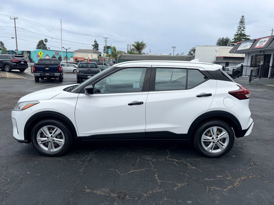 Used 2021 Nissan Kicks S image 8