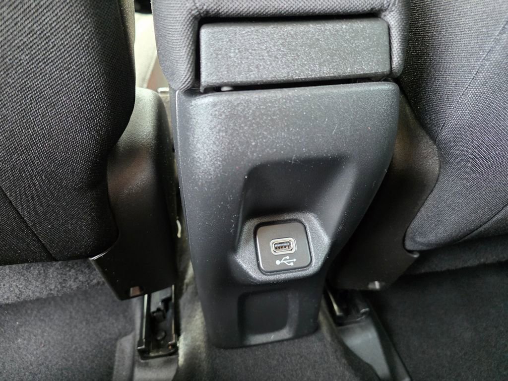 Used 2018 Jeep Renegade Latitude image 25