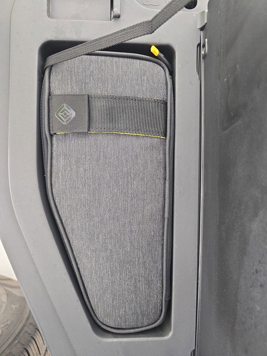 Used 2022 Rivian R1T Adventure AWD/4WD image 34