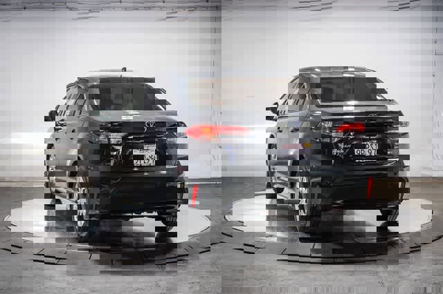 Certified 2025 Toyota Corolla LE image 2