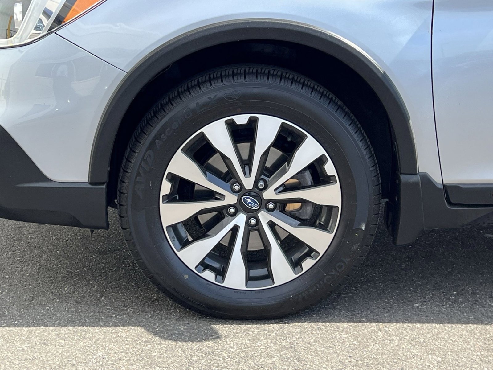 Used 2015 Subaru Outback 2.5i Limited AWD/4WD image 13