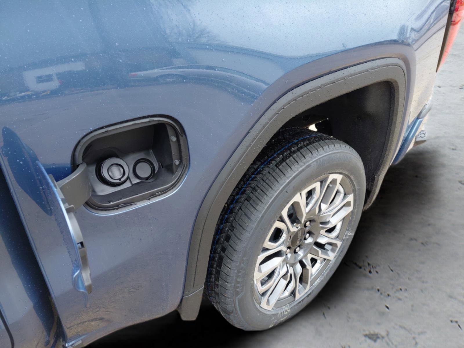 New 2026 GMC Sierra 1500 Denali Ultimate image 13