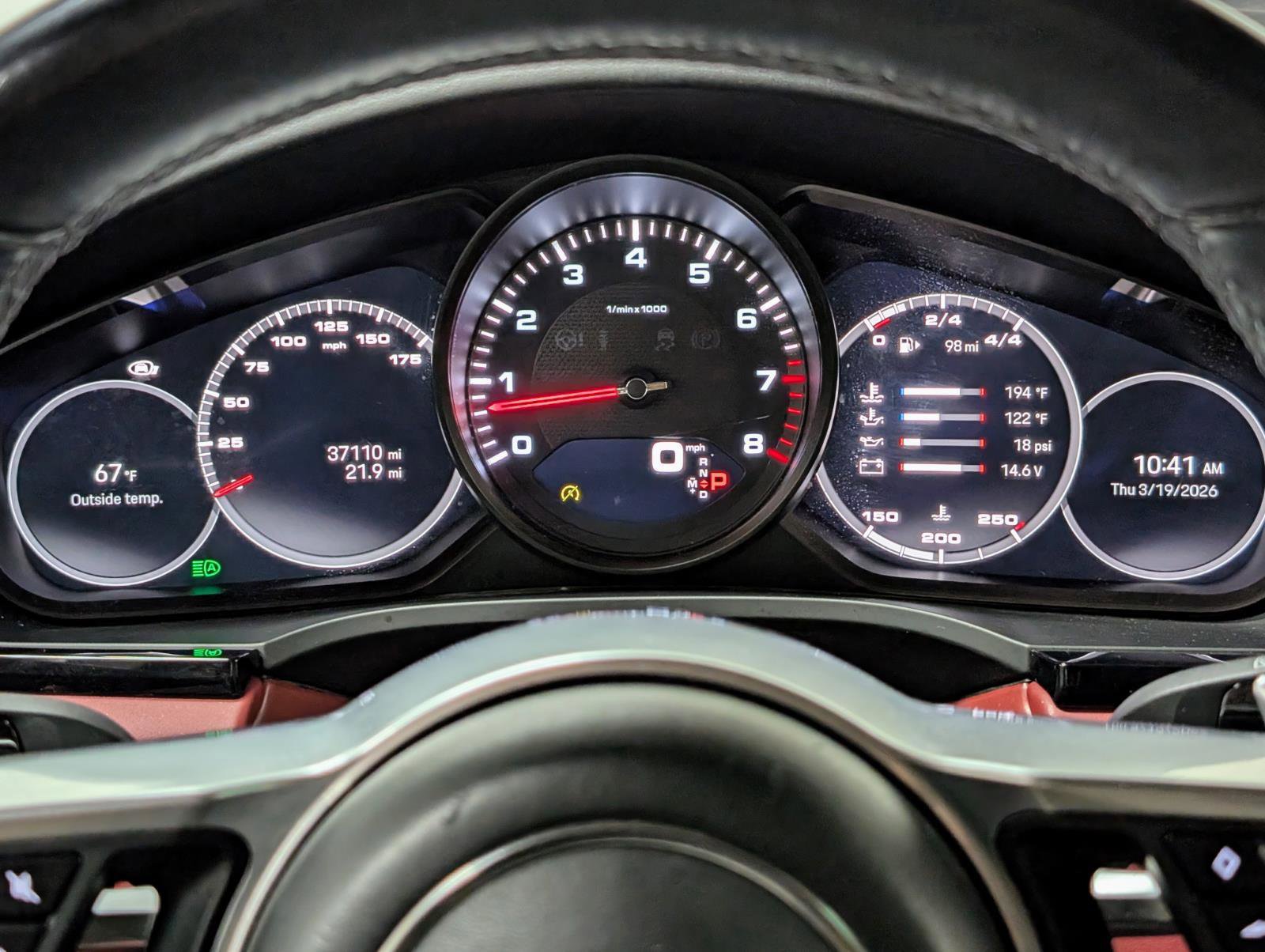 Used 2023 Porsche Cayenne Platinum Edition image 34