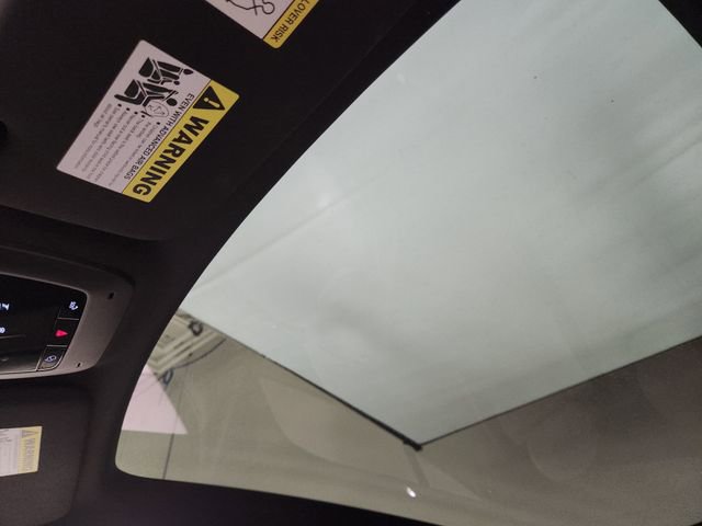 Used 2025 Volvo EX30 Ultra w/ Climate Package image 23