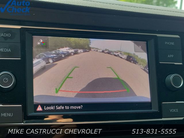 Used 2024 Volkswagen Jetta SE FWD image 16