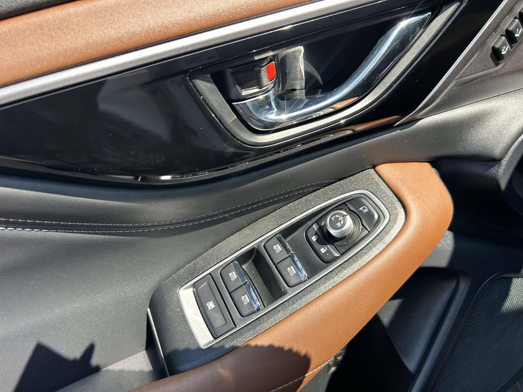 Certified 2023 Subaru Outback Touring AWD/4WD image 14