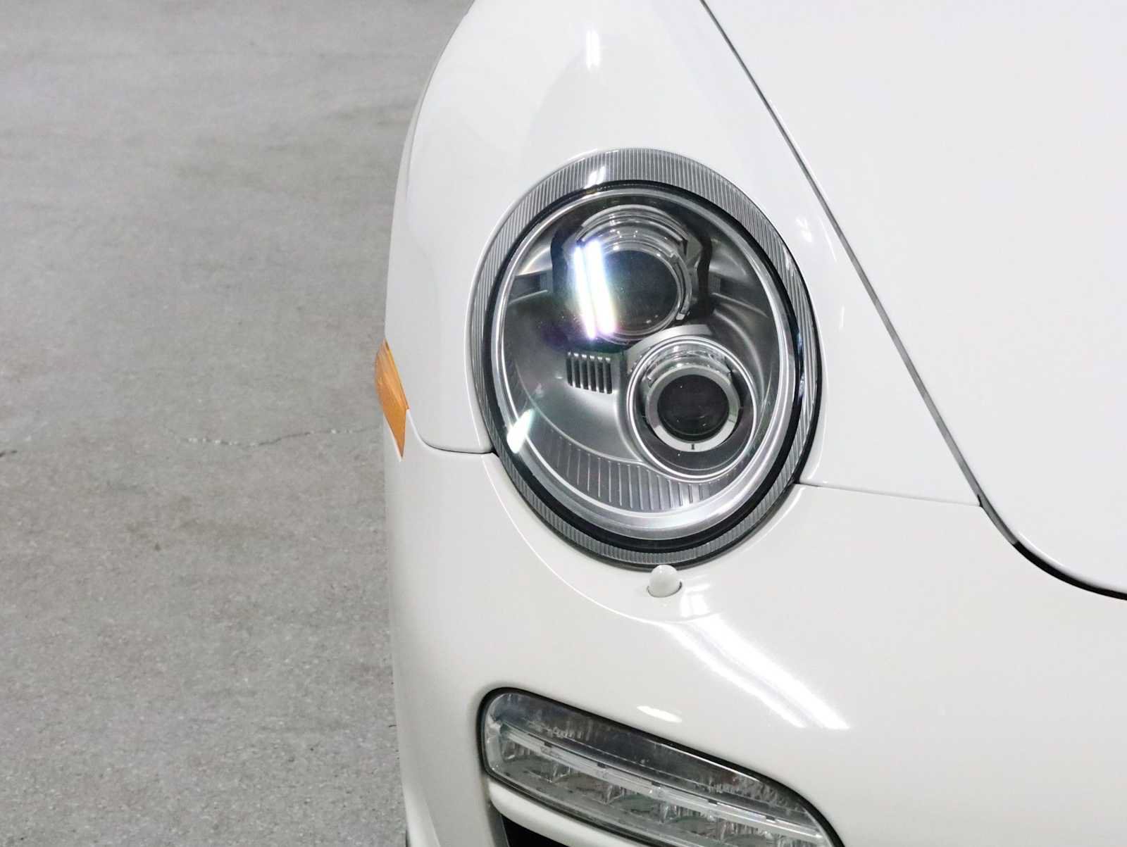 Used 2012 Porsche 911 Carrera 4S AWD/4WD image 15