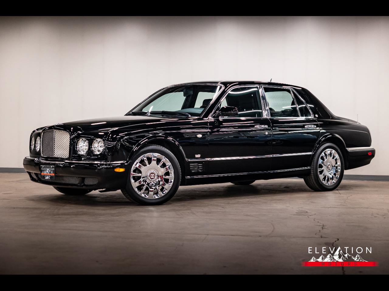 Used 2005 Bentley Arnage R RWD image 1